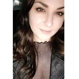 Meet your Posher, Leah